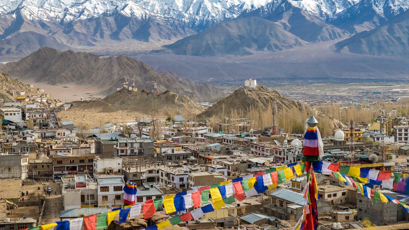 Leh, Ladakh via Himachal